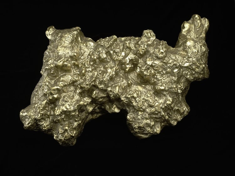 "Welcome Stranger" gold nugget replica